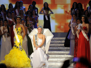 обоя Miss World 2010, девушки