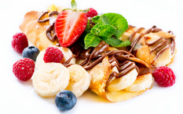 Картинка еда блины +оладьи сладкое бананы фрукты шоколад ягоды десерт