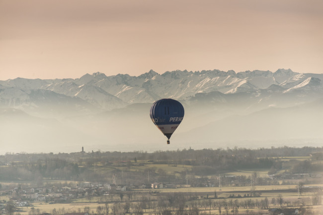 Обои картинки фото авиация, воздушные шары, горы, шар, спорт