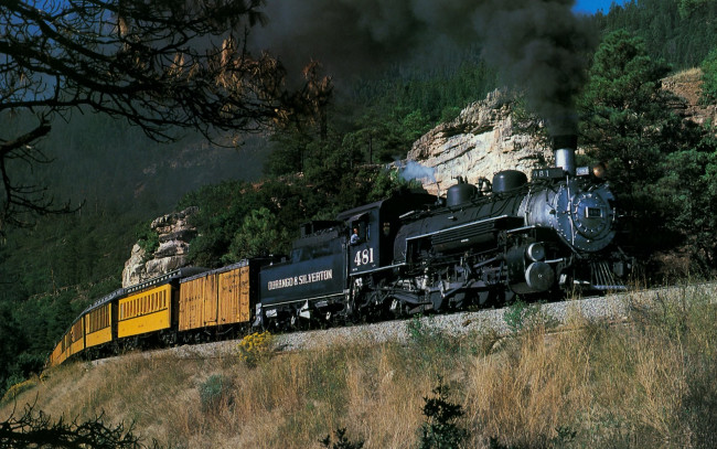 Обои картинки фото паровоз, горах, техника, паровозы, дым, поезд, горы