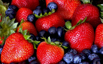 Картинка еда фрукты +ягоды клубника черника