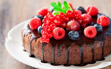 Картинка еда пироги клубника выпечка cake berries торт dessert ягоды сладкое десерт sweet шоколад смородина малина