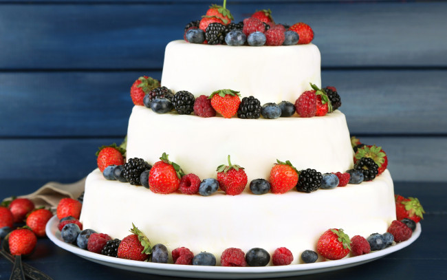 Обои картинки фото еда, торты, сладкое, десерт, dessert, sweet, cake, berries, крем, ежевика, малина, клубника, ягоды, торт, выпечка, черника