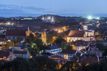 Картинка города вильнюс+ литва ночь огни панорама