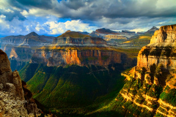 Картинка природа горы каньон скалы свет