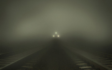 Картинка разное транспортные+средства+и+магистрали поезд огни шпалы рельсы железная дорога туман ночь