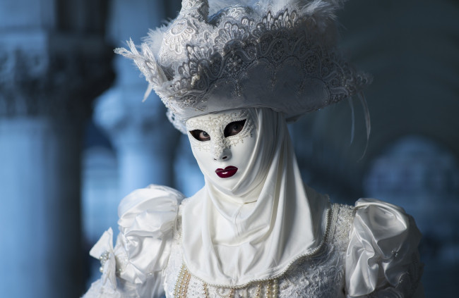 Обои картинки фото разное, маски,  карнавальные костюмы, маска, шляпа, белый, карнавал, костюм
