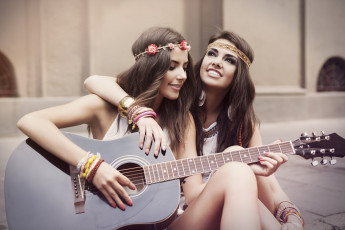 Картинка музыка -другое гитара двое взгляд улыбка девушка