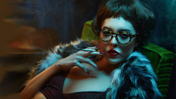 Картинка девушки -unsort+ брюнетки темноволосые сигарета очки темный фон