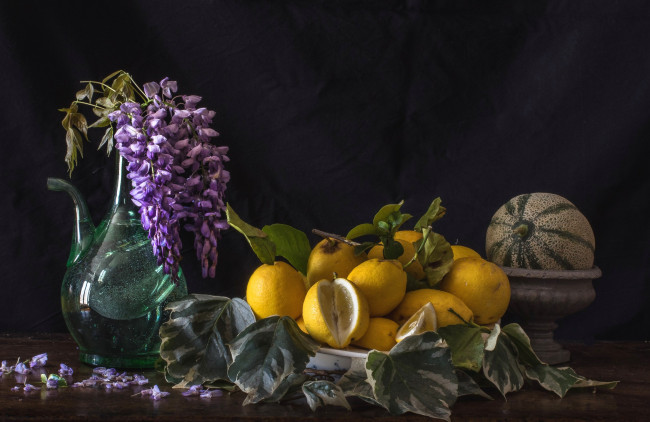 Обои картинки фото еда, натюрморт, дыня, глициния, лимоны