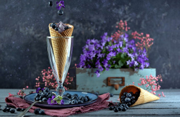 Картинка еда мороженое +десерты черника