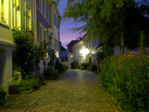 обоя норвегия, берген, города, улицы, площади, набережные, ночь, фонари, улица