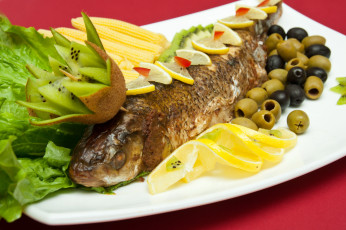 Картинка еда рыба морепродукты суши роллы маслины лимон