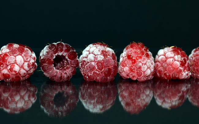Обои картинки фото еда, малина, ягоды, замороженные