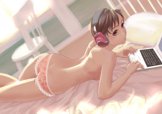 Картинка аниме headphones instrumental девочка