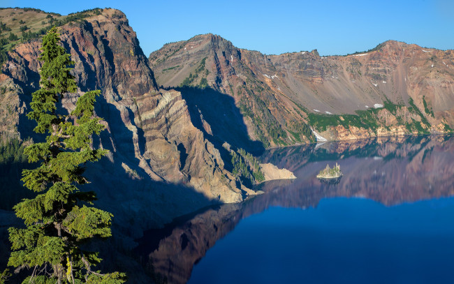 Обои картинки фото crater, lake, national, park, oregon, природа, реки, озера, горы, орегон, озеро, крейтер, отражение, дерево
