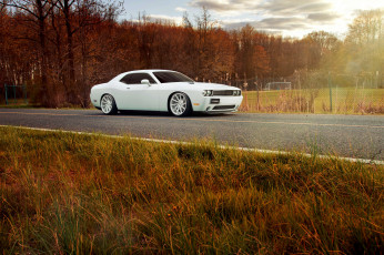 Картинка автомобили dodge challenger vossen wheels white