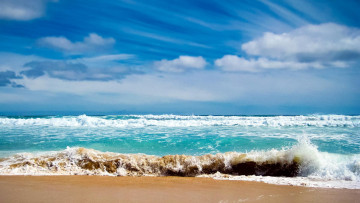 Картинка природа моря океаны море берег прибой песок пена волны облака небо