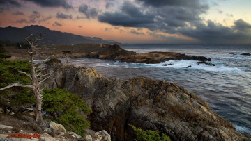 Картинка headland cove in point lobos california природа побережье камни волны тучи сумрак берег море