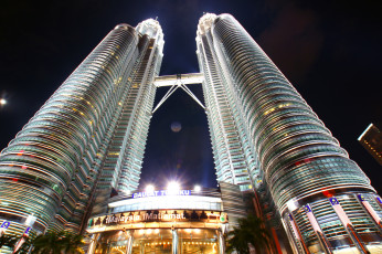 Картинка petronas+towers города куала-лумпур+ малайзия близнецы башни