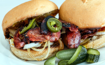 Картинка еда бутерброды +гамбургеры +канапе булочки гамбургеры бекон лук огурцы
