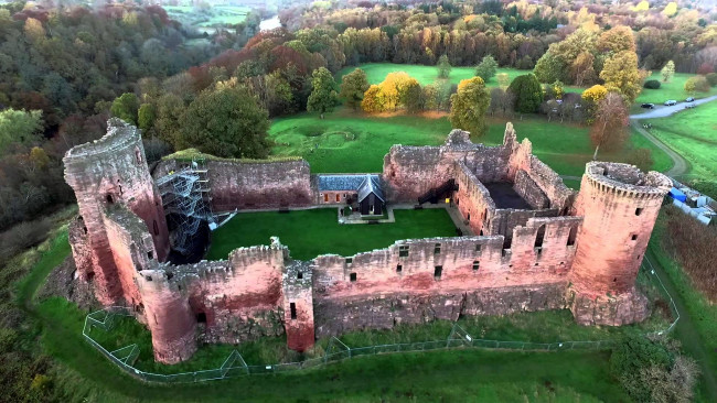 Обои картинки фото bothwell castle, scotland, города, замки англии, bothwell, castle