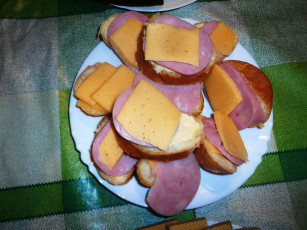 Картинка еда бутерброды +гамбургеры +канапе колбаса сыр хлеб