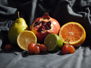 Картинка еда фрукты ягоды апельсины лимоны груша гранат