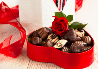 Картинка еда конфеты шоколад сладости ассорти роза