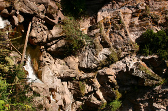 Картинка природа горы деревья водопад