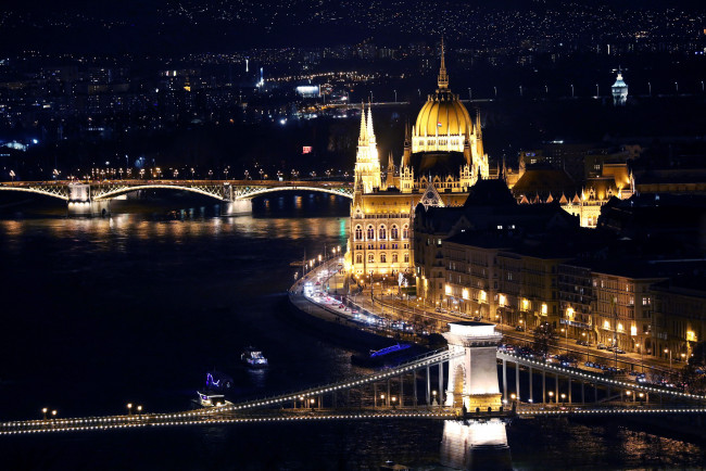 Обои картинки фото города, будапешт , венгрия, мосты, вечер, река, огни