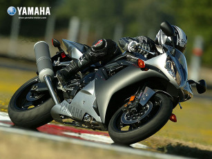 Картинка yamaha r1 мотоциклы