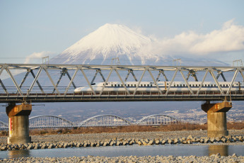 Картинка города мосты поезд река