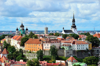 обоя города, таллин, эстония, башня, купола, крыши, дома