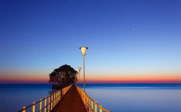 Картинка природа восходы закаты фонари мостик вечер дерево закат море