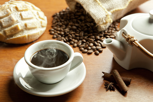 Обои картинки фото еда, кофе, кофейные, зёрна, чайник, печенье, корица, чашка, кардамон, зерна, напиток