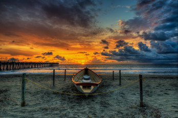 Картинка корабли лодки +шлюпки лодка мост закат солнце небо вода море песок природа пейзаж пляж