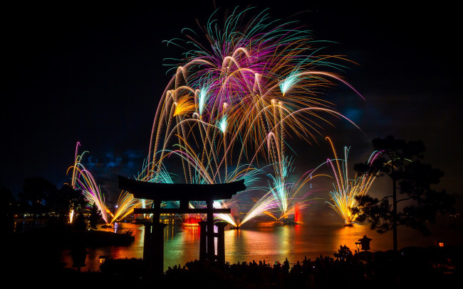 Обои картинки фото разное, салюты,  фейерверки, lights, fireworks, night, torii, pines, new, year, asia