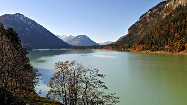 Обои картинки фото природа, реки, озера, деревья, горы, озеро