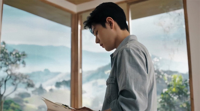 Обои картинки фото мужчины, xiao zhan, актер, рубашка, книга