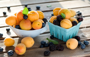 Картинка еда фрукты +ягоды ягоды голубика ежевика абрикосы