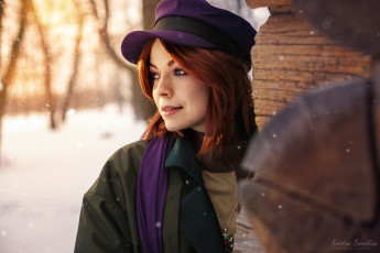 Картинка девушки екатерина+семадени анастасия косплей кепка рыжая кулон изба снег