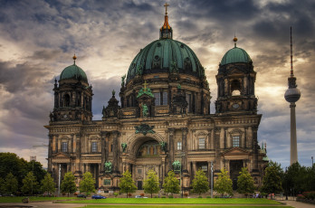 обоя кафедральный, собор, берлина, германия, города, берлин, купола, огромный, скульптуры, крест