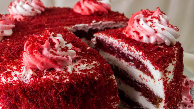 Обои картинки фото еда, торты, красный, кусок, торт, крем