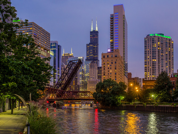 Обои картинки фото chicago, города, Чикаго, сша, вечер, город, река, набережная, огни, небоскребы