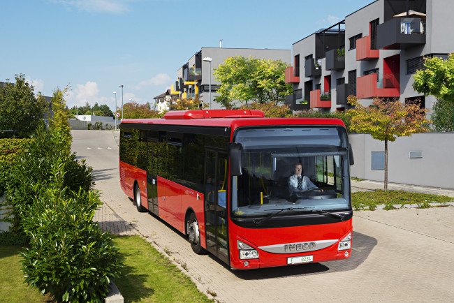 Обои картинки фото автомобили, автобусы, iveco, красный, 2013г, le, crossway