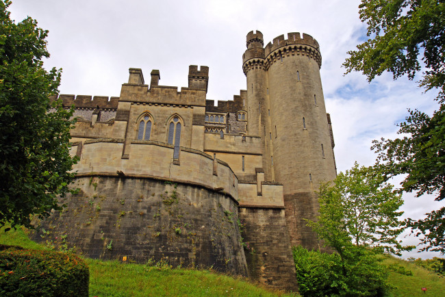 Обои картинки фото arundel castle, города, замки англии, башни, замок, стены