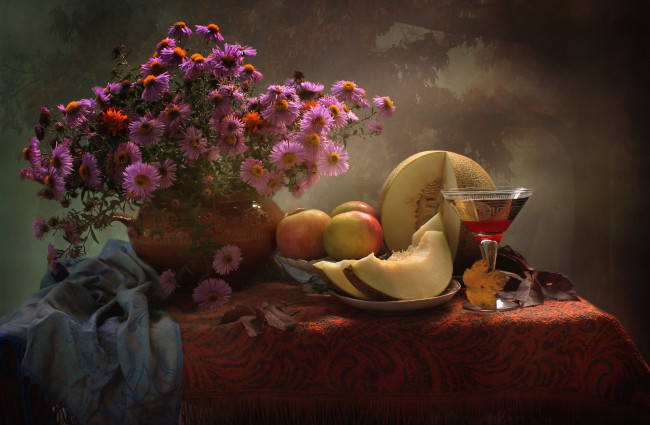 Обои картинки фото еда, натюрморт, бокал, дыня, яблоки, вино, букет