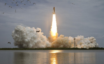обоя space shuttle atlantis, космос, космодромы, стартовые площадки, шаттл