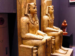 Картинка разное рельефы статуи музейные экспонаты
